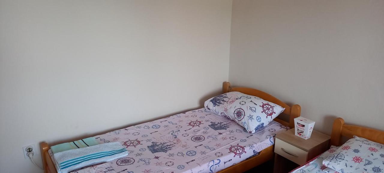Rooms Vlaovic แฮร์เซ็ก-โนวี ภายนอก รูปภาพ